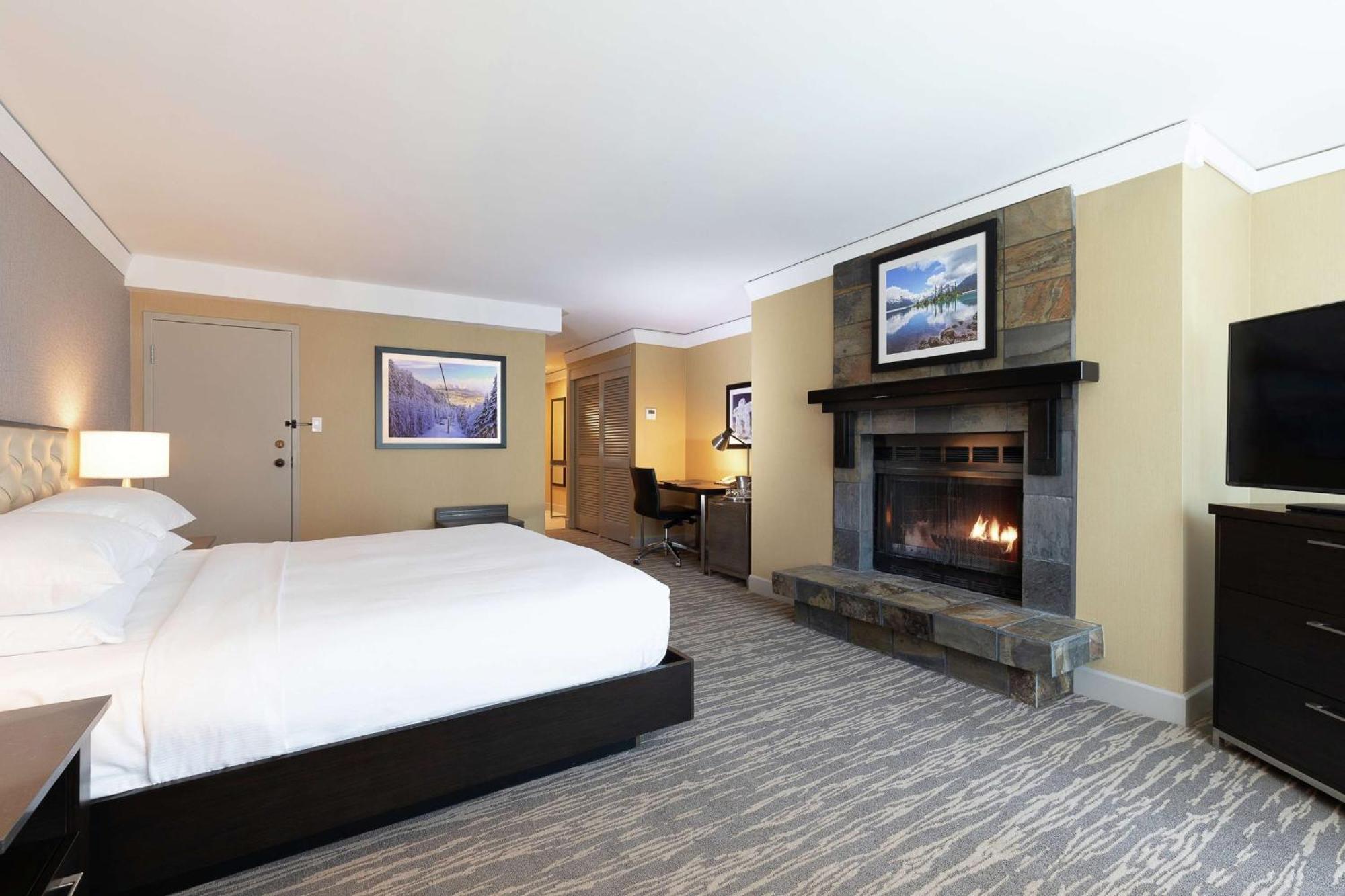 Hilton Whistler Resort & Spa Екстер'єр фото