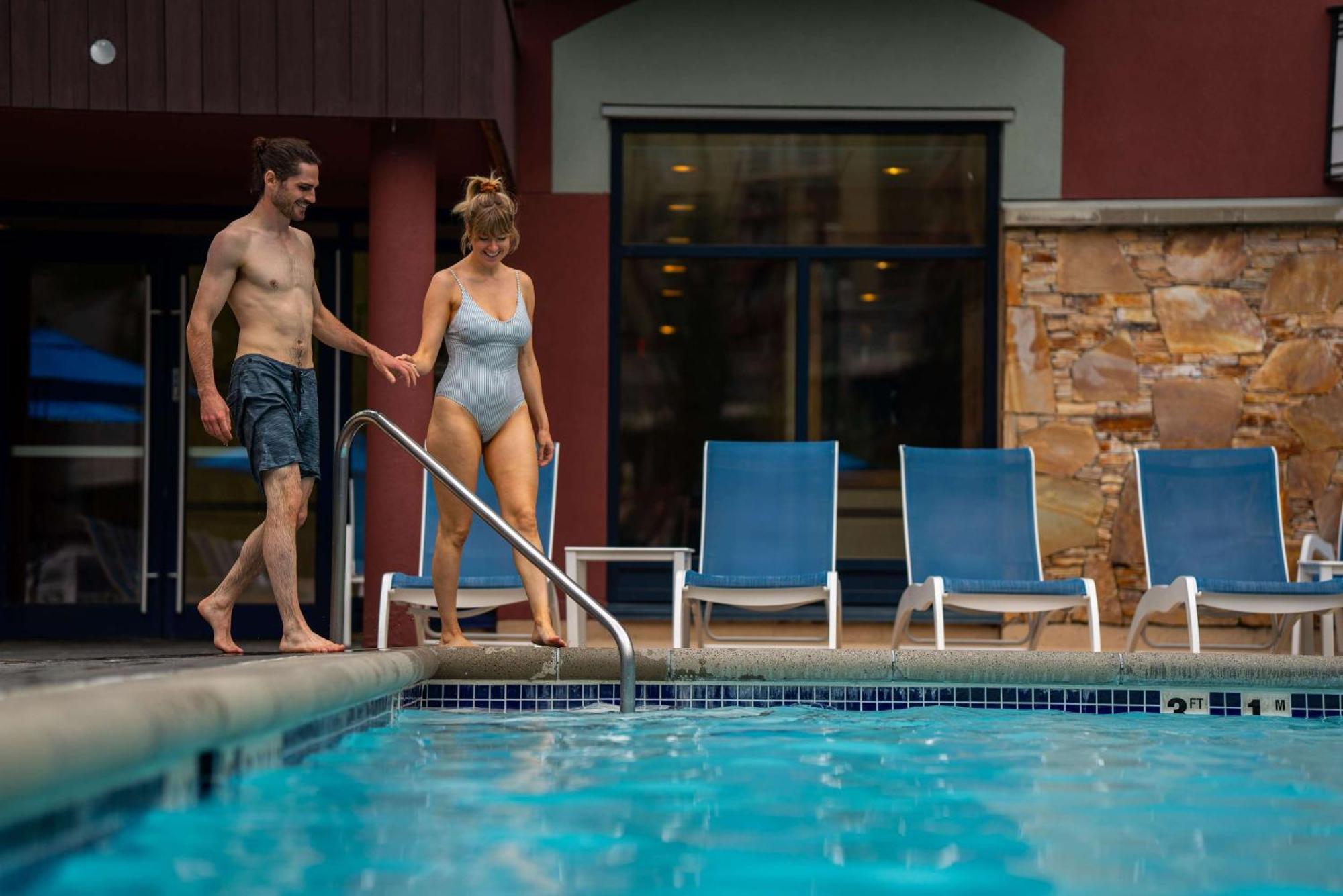 Hilton Whistler Resort & Spa Екстер'єр фото