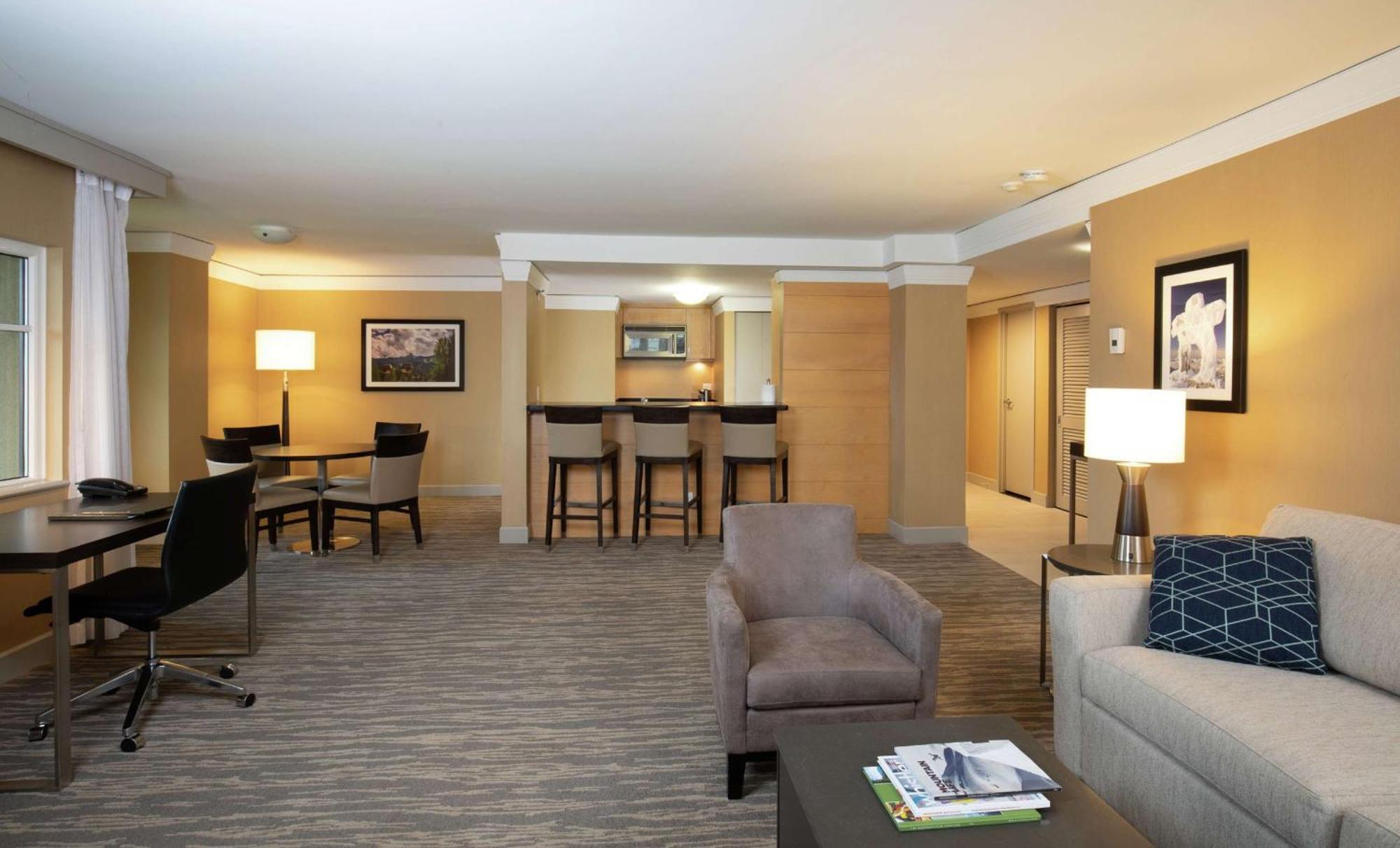 Hilton Whistler Resort & Spa Екстер'єр фото