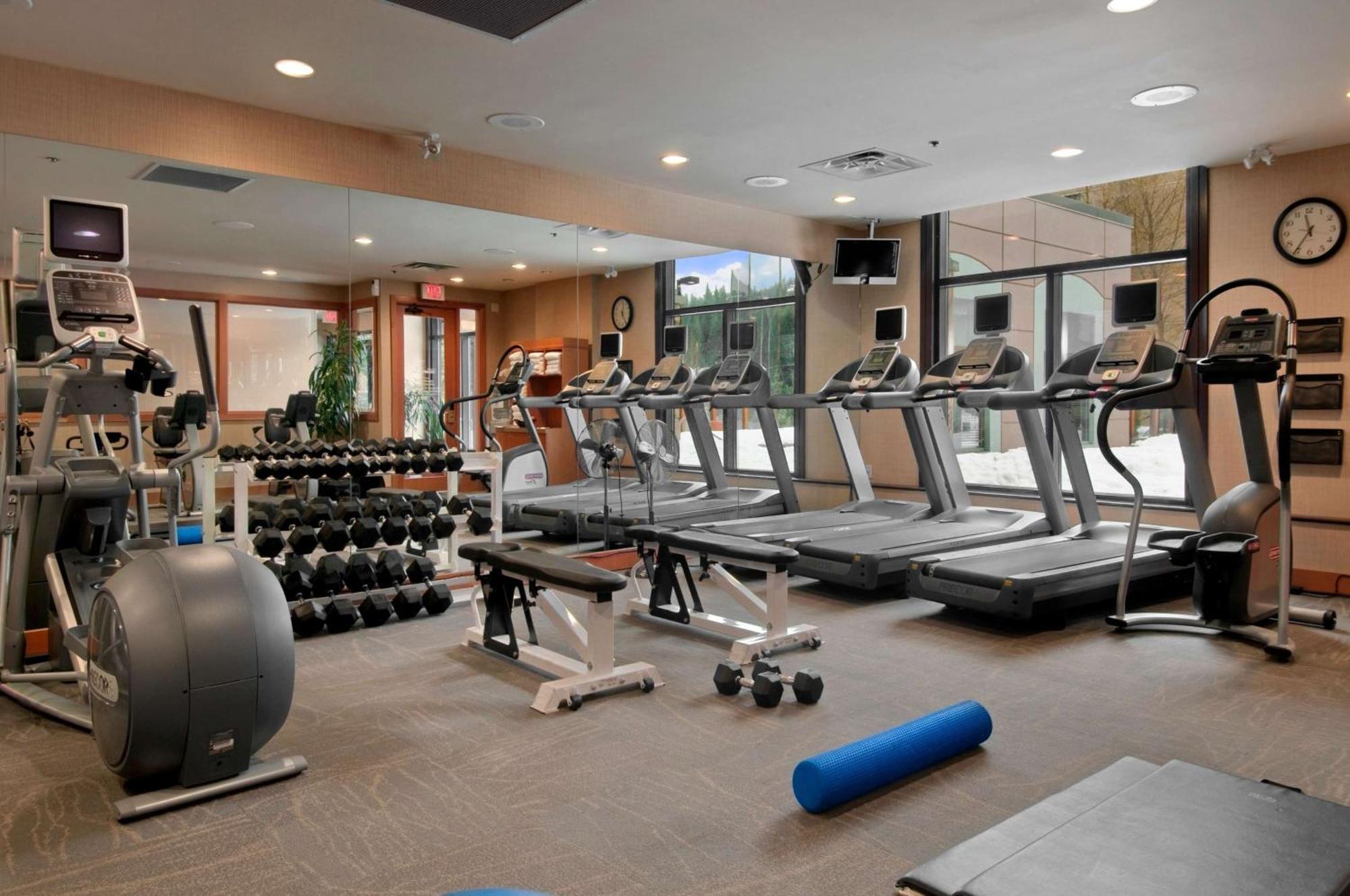 Hilton Whistler Resort & Spa Екстер'єр фото