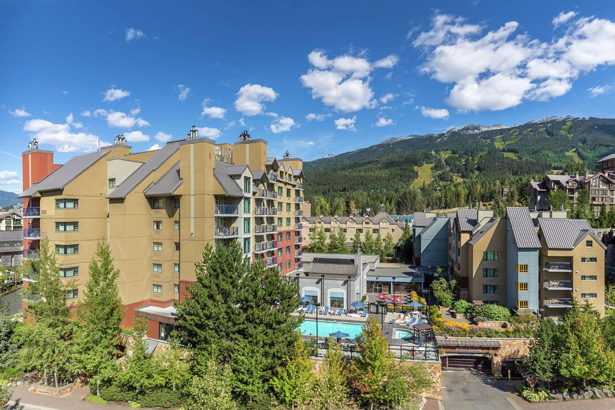 Hilton Whistler Resort & Spa Екстер'єр фото