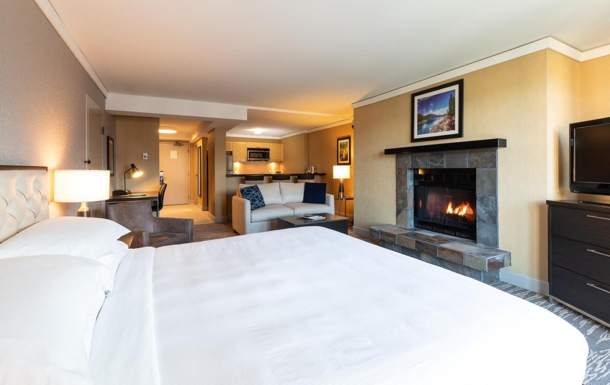 Hilton Whistler Resort & Spa Екстер'єр фото